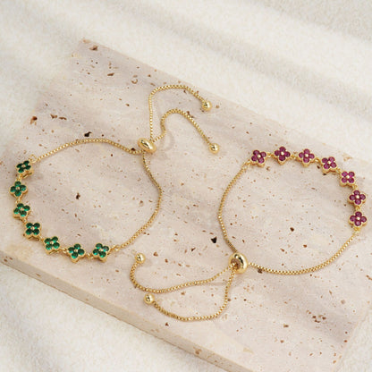 Zircon four-leaf clover bracelet