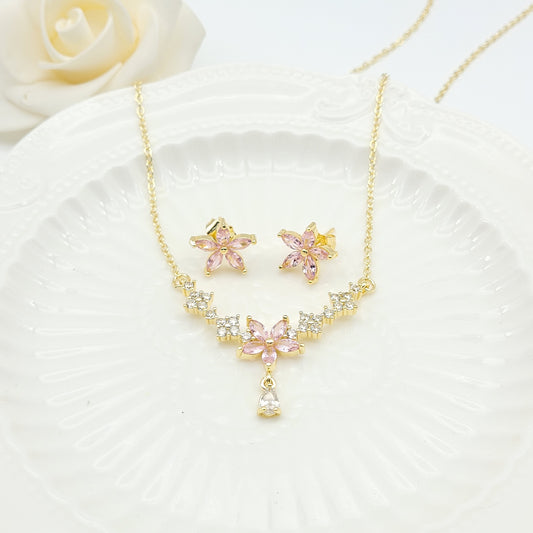 Flower Stud Earring Jewelry Sets Small Delicate Petals Design 18K Gold