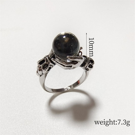 Geometric Novelty Ring