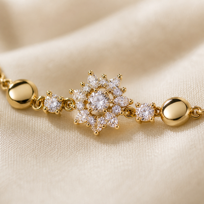 Close view of the snowflake center and round clear stone